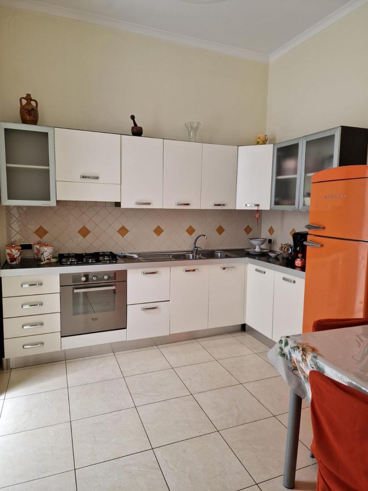 Vomero Inn Naples Luaran gambar